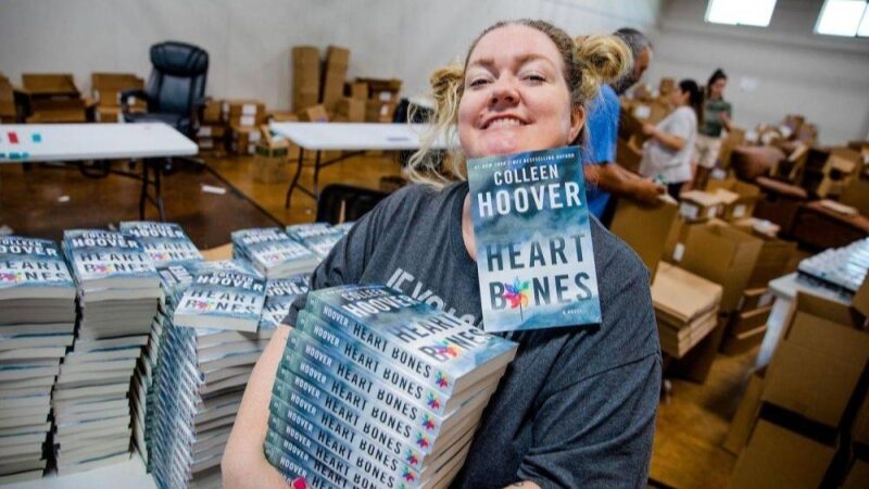 Colleen Hoover Fortune Net Worth 2023 | Revenus, Carrière, Biographie & Famille