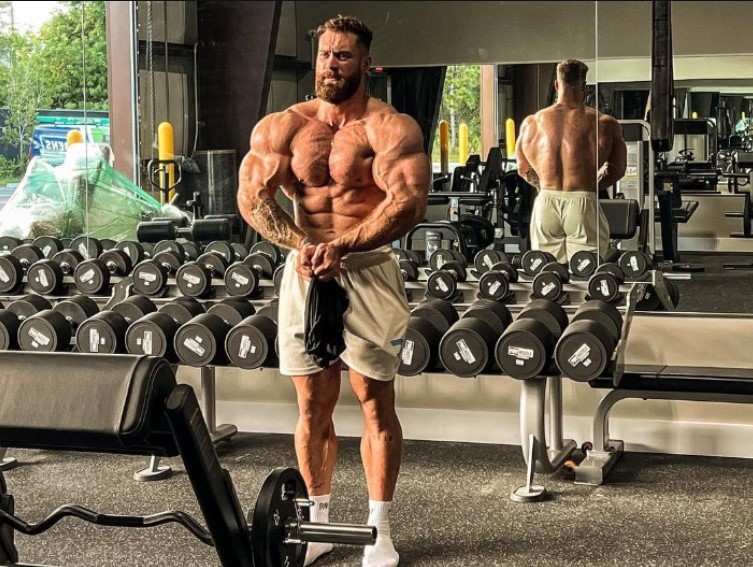 Chris Bumstead Net Worth & Income.