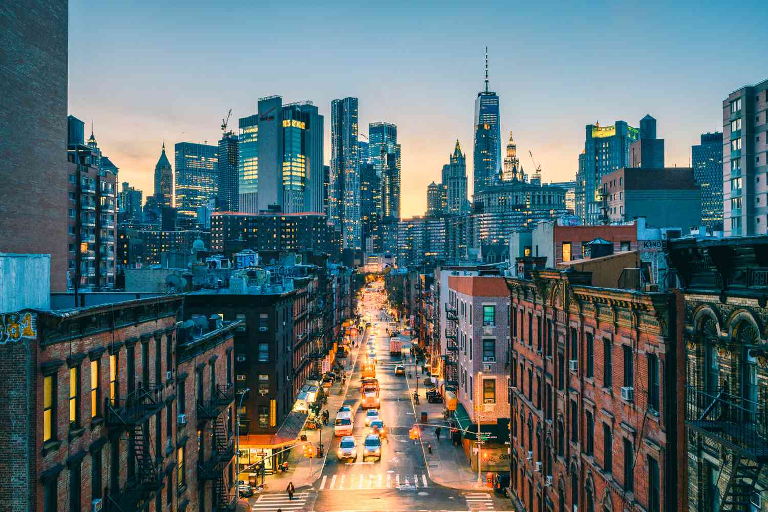 Wesentlicher NYC Umzugsguide: 10 Dinge, die Sie vor dem Umzug (2024) wissen sollten